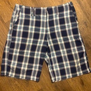 Men’s size 34 Urban Pipeline plaid shorts
